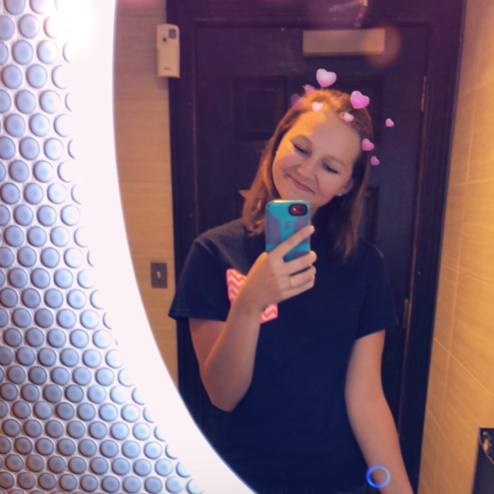 Meet your Posher, Gabby